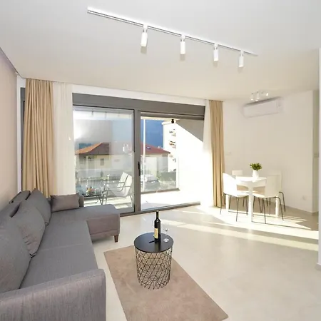 Solaris Lux Apartments Kotor Exterior photo
