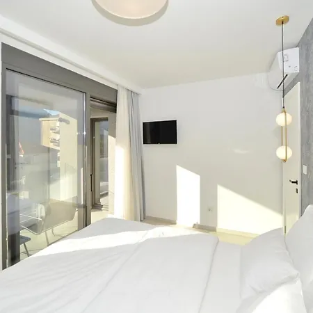 Solaris Lux Apartments Kotor Exterior photo