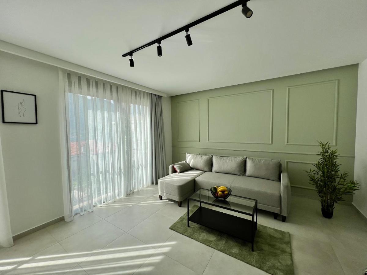 Solaris Lux Apartment Kotor
