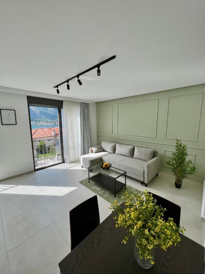 Solaris Lux *