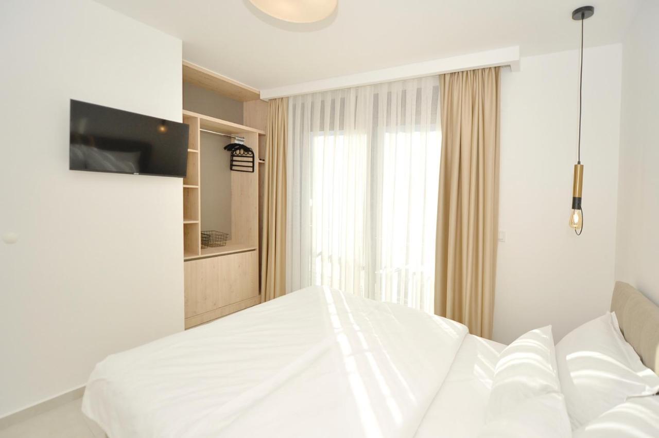 Solaris Lux *